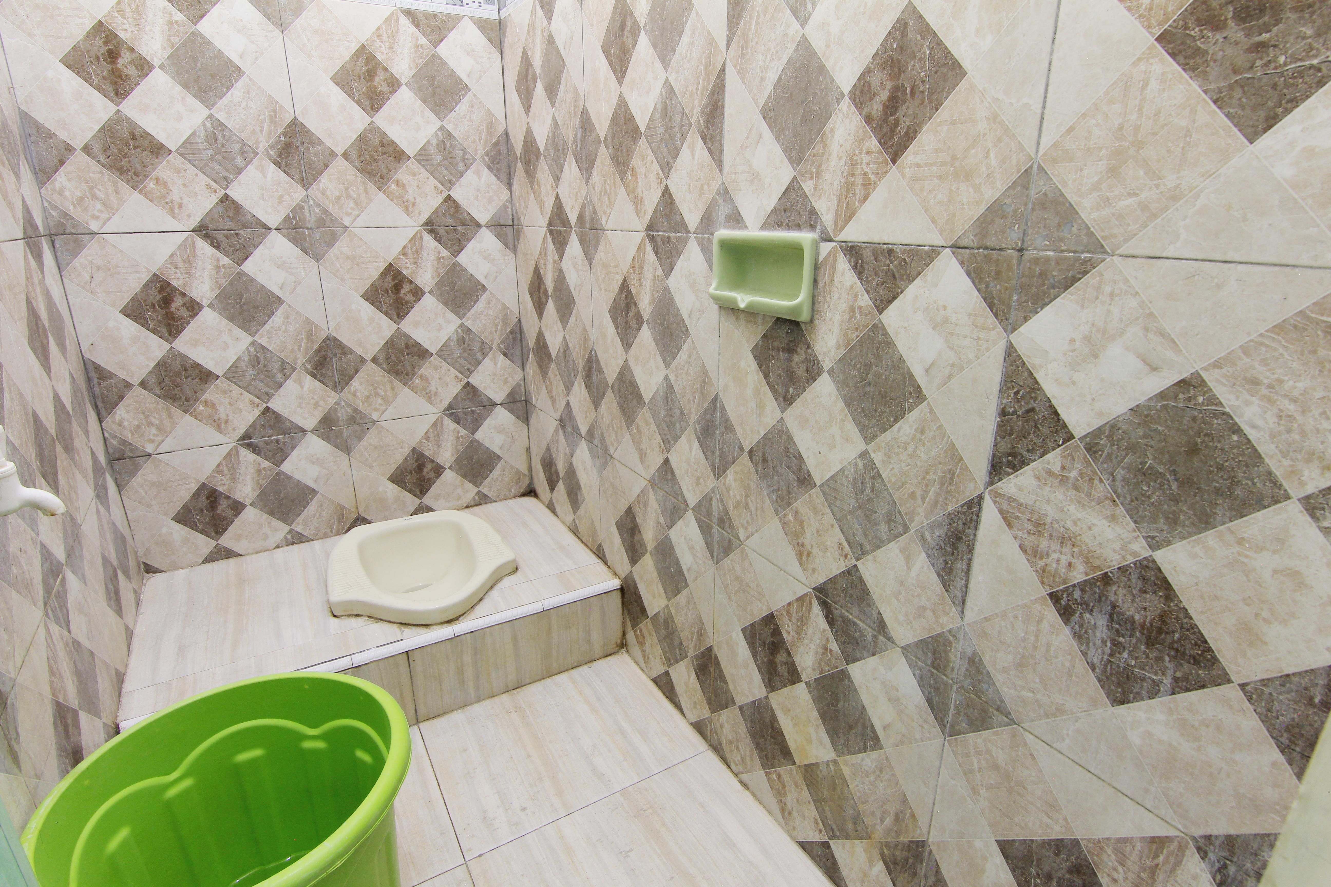 Losmen Alden Kretek Ngoại thất bức ảnh