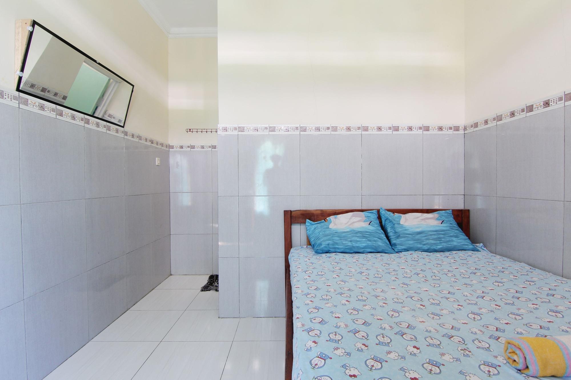Losmen Alden Kretek Ngoại thất bức ảnh