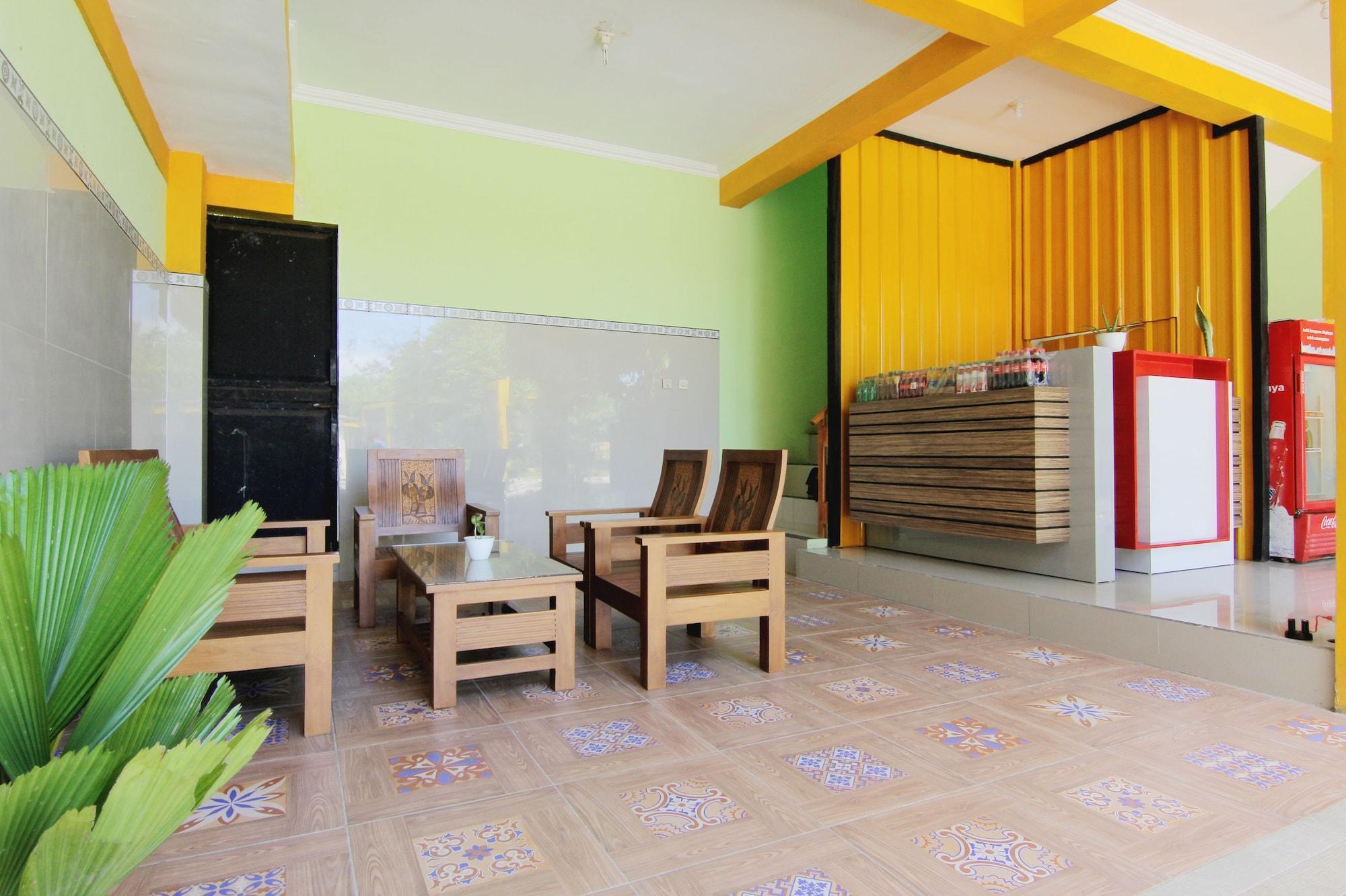 Losmen Alden Kretek Ngoại thất bức ảnh