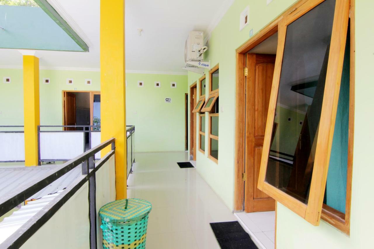 Losmen Alden Kretek Ngoại thất bức ảnh