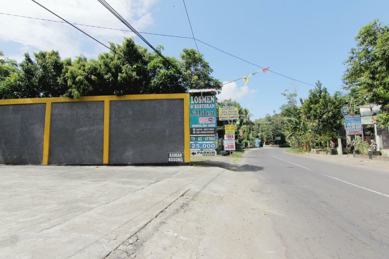 Losmen Alden Kretek Ngoại thất bức ảnh